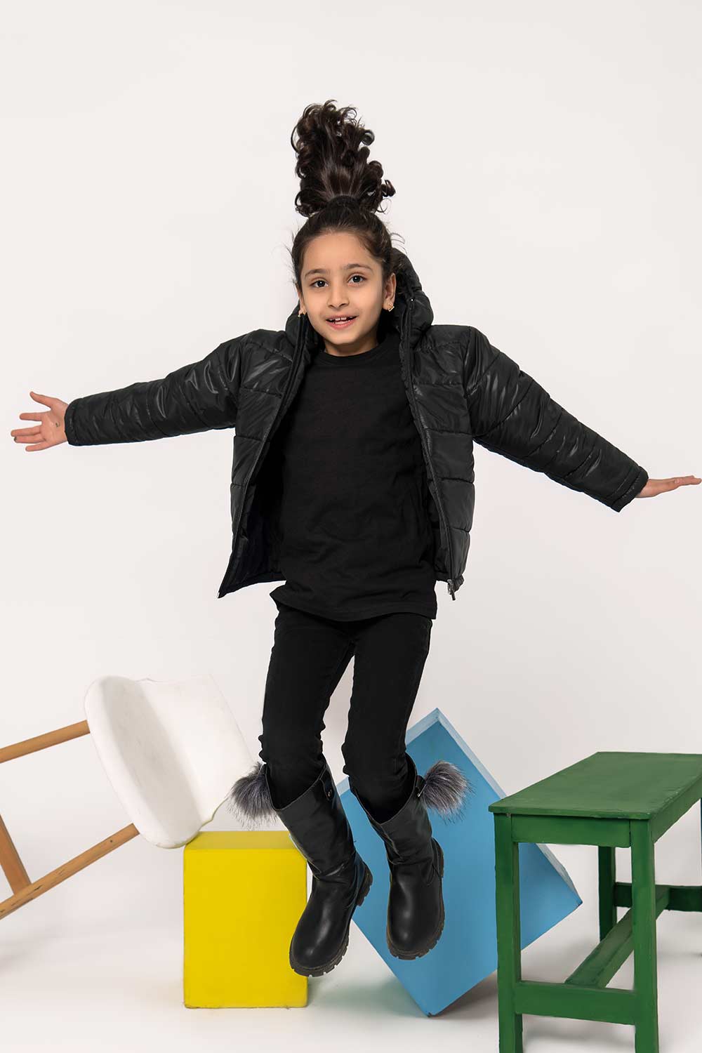 Premium Black Hooded Puffer - Girls in Pakistan | UrbanRoad.pk