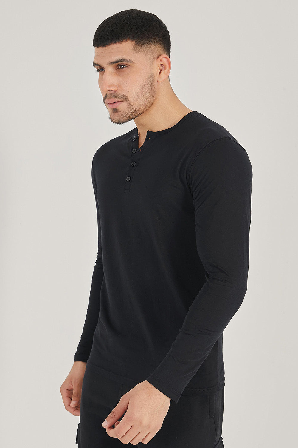 Premium Black Henley For Men in Pakistan | UrbanRoad.pk – Urban Road