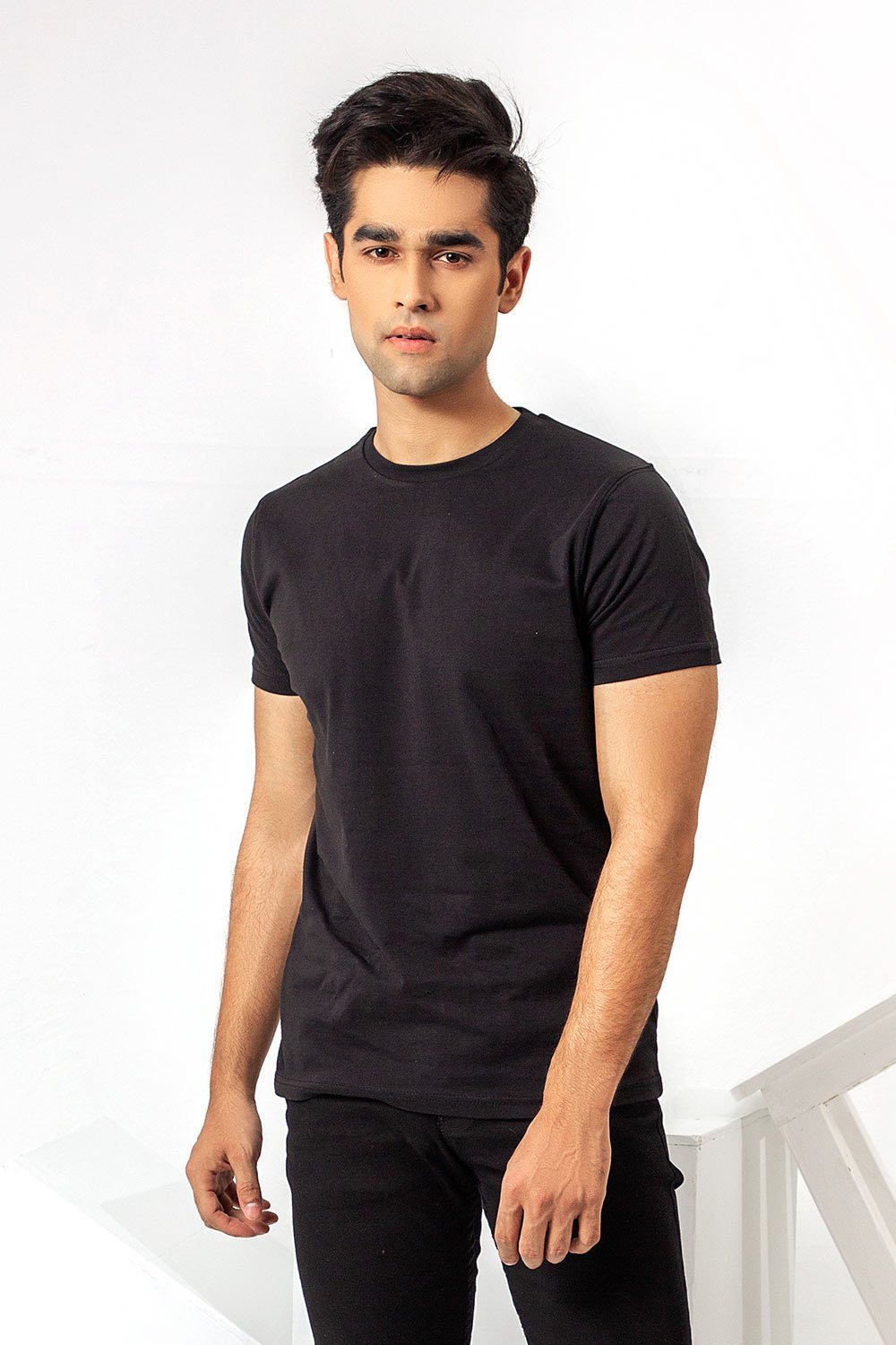 Basic Black T-shirt for Men Online at Best Price | UrbanRoad.pk