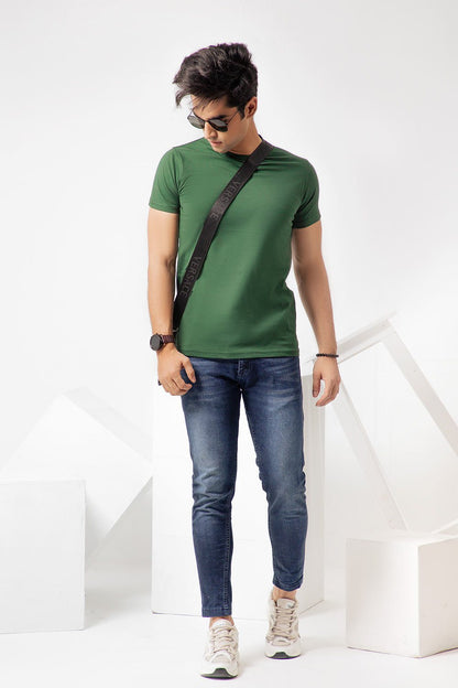 Basic Green T-shirt for Men Online at Best Price | UrbanRoad.pk
