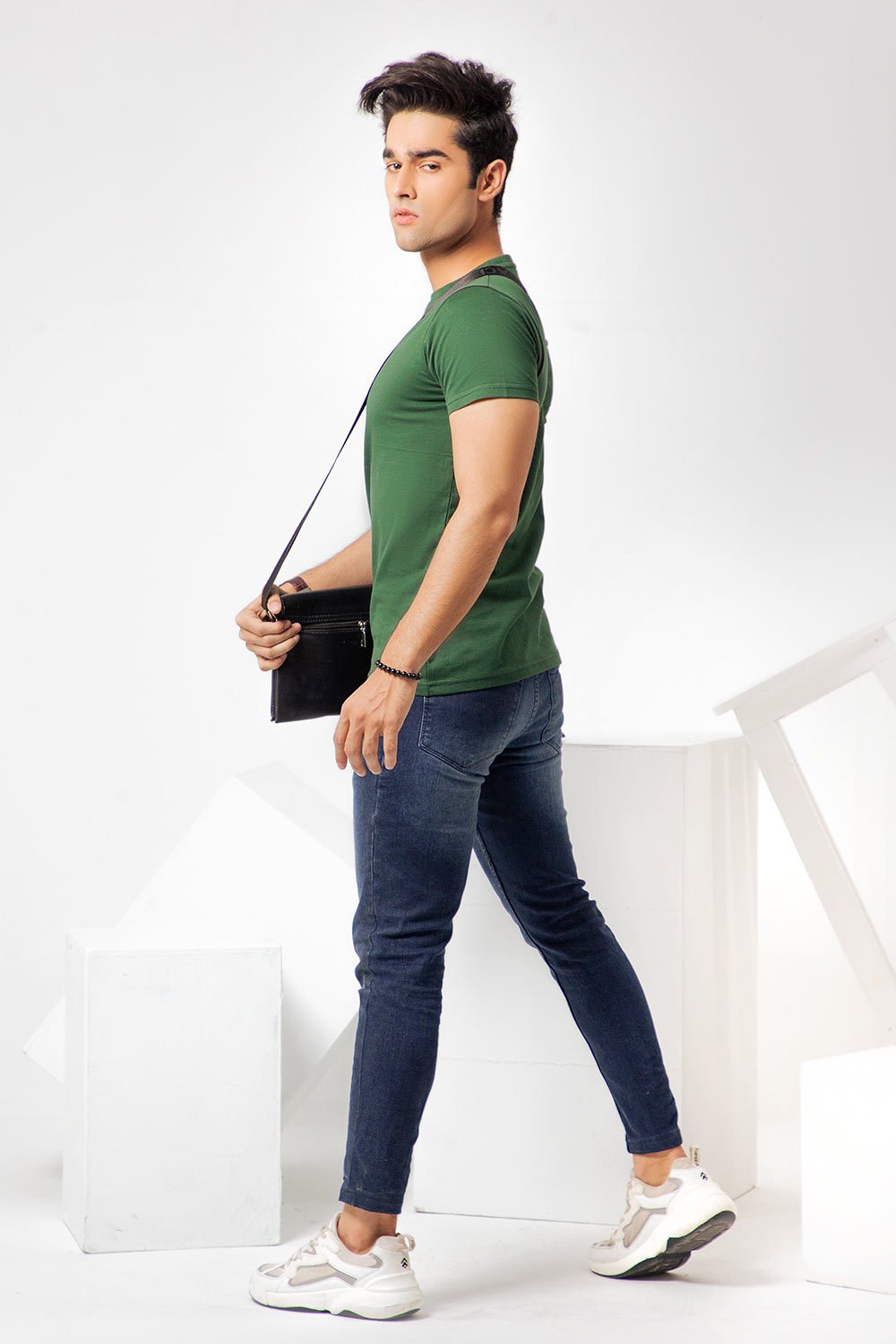 Basic Green T-shirt for Men Online at Best Price | UrbanRoad.pk